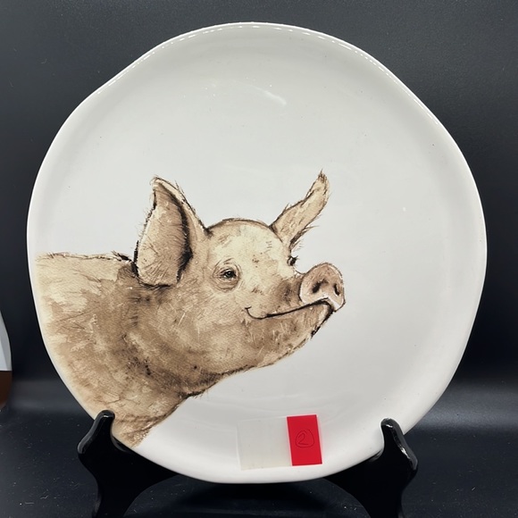 Love Pigs?! Adorable Farm Animal Plates for Decor - Pigs Only - Picture 5 of 7